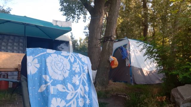 #річка_Дніпро ТИХАЯ РЫБАЛКА.КУРЫ НЕ НЕСУТЬСЯ. КРЕМЕНЧУГ УТРЕННИЙ УЛОВ. смотреть онлайн