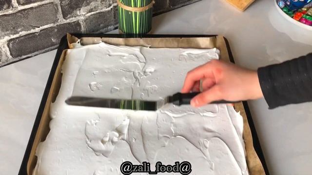 МЕРЕНГОВЫЙ РУЛЕТ. #рулет #безе #меренга #меренговыйрулет #торт #выпечка #тортик #сладко #тортоде смотреть онлайн