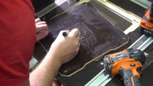 Обзор аккумуляторного кромочного фрезера AEG BOF18BL-0