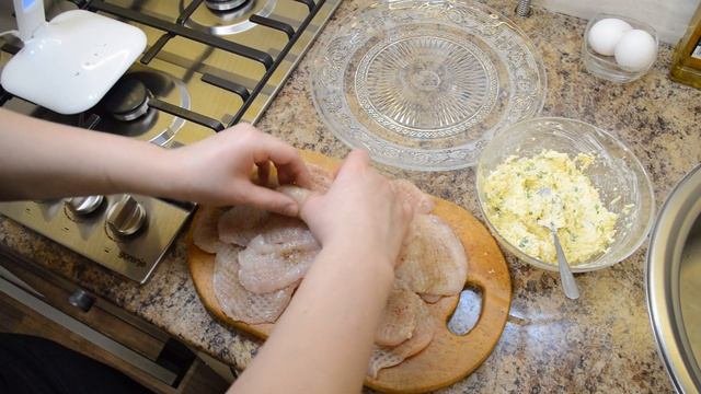 Куриные рулетики , сыром в кляре , куриный рулет с сыром смотреть онлайн