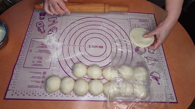 ПИРОЖКИ С ПОВИДЛОМ из ПОСТНОГО ТЕСТА смотреть онлайн