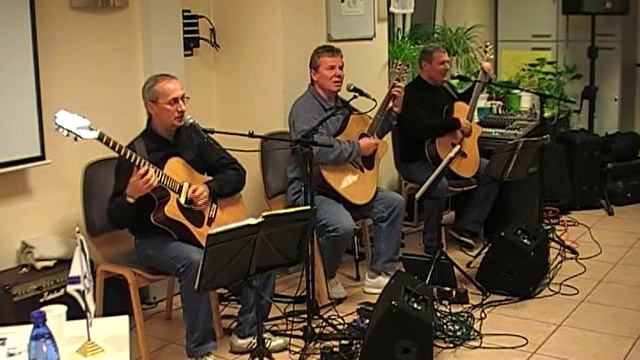 Трио Новая жизнь."Манит сердце мечтою". смотреть онлайн