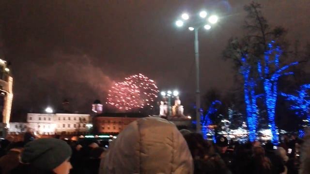 Красный плошадь новый год 2017-2018 смотреть онлайн