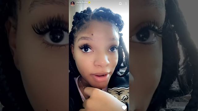Halle Bailey talks skincare + boohoo crying during therapy sessions ? snapchat (11/02/2023) смотреть онлайн