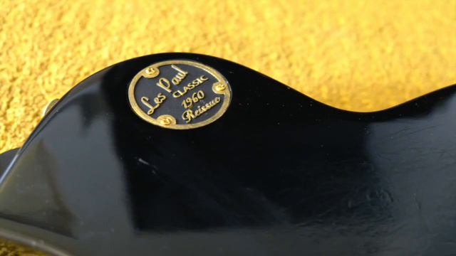 Gibson 2001 Les Paul Classic 1960 Reissue Rare Black/Gold смотреть онлайн