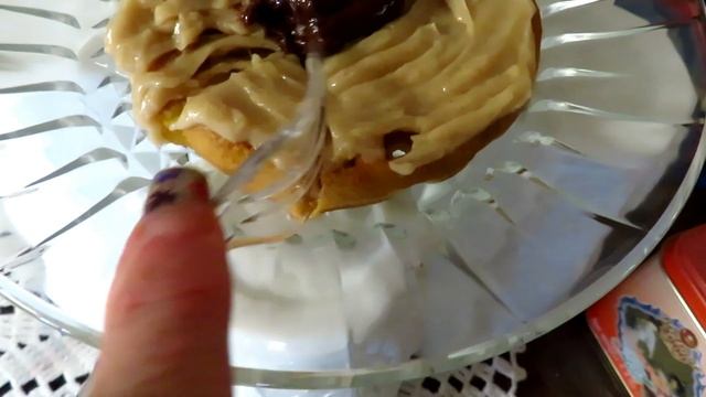 Caramel Apple Chaffles and Truffles! Halloween Treats | A Special Collab смотреть онлайн