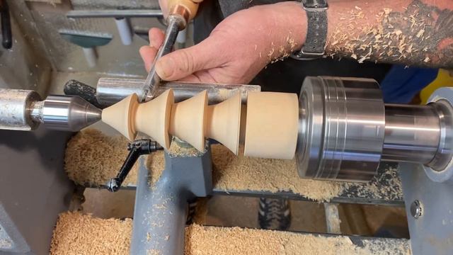 Woodturning a Christmas Tree with a difference (added tea lights) using my Carbide Chisels смотреть онлайн