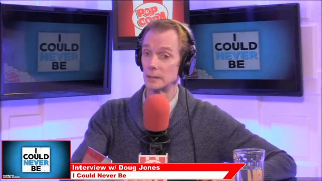 Actor Doug Jones Tells us How he First met Guillermo Del Toro смотреть онлайн