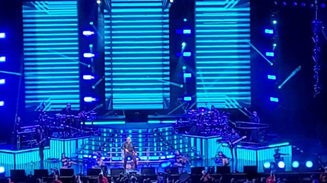 Pitbull - Hey Baby (Drop It To The Floor) Live Milwaukee WI