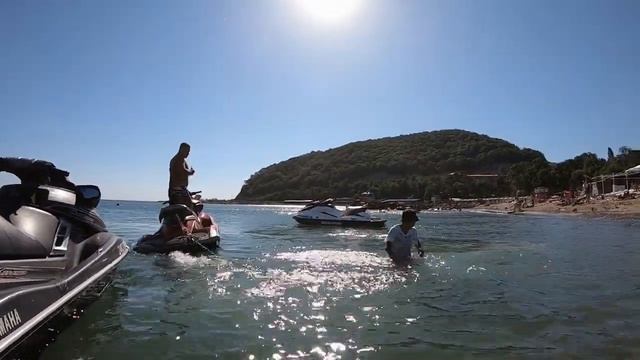 Черное море, катание на таблетке смотреть онлайн