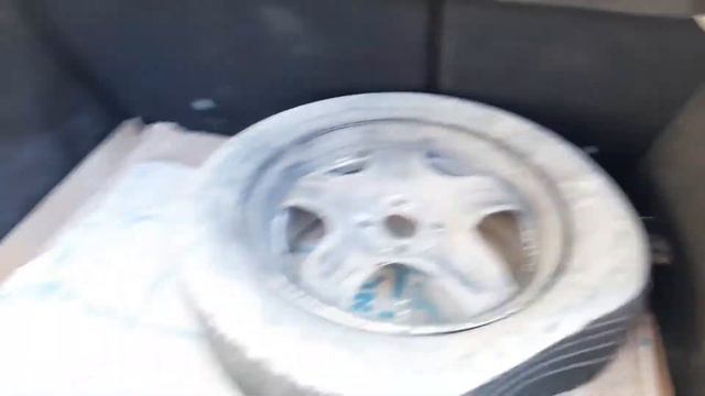 Прокол и замена колеса на Рождество смотреть онлайн