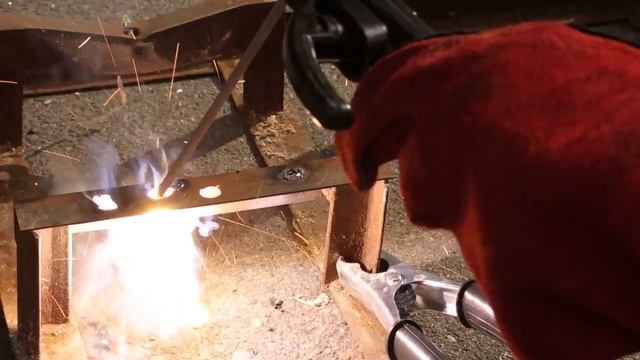 ВІДЕООГЛЯД - ЗВАРЮВАЛЬНИЙ ІНВЕРТОР ДНІПРО-М САБ-210