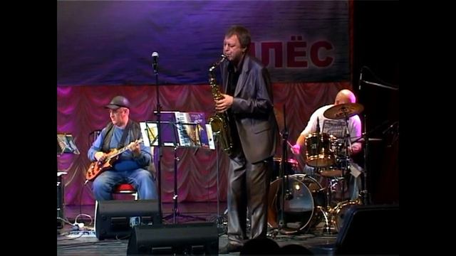 Александр Сакуров и группа Сарос (12.12.2011) смотреть онлайн