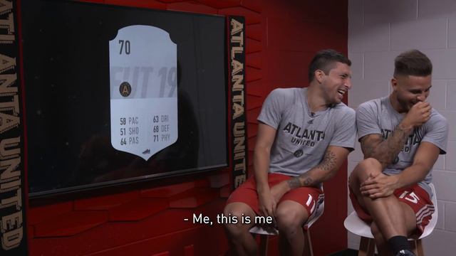 ATL UTD players guess their FIFA 19 Player Ratings смотреть онлайн