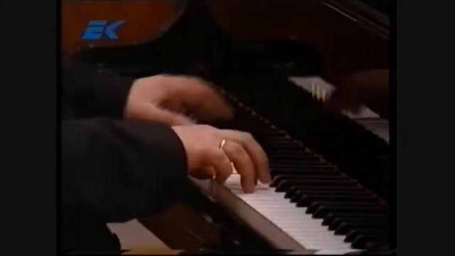 VANYA KOSTOVA-'STIRS PRESPA SORROW'-live-ВАНЯ КОСТОВА-НАВЯВАТ ПРЕСПИТЕ ТЪГА-2006 смотреть онлайн