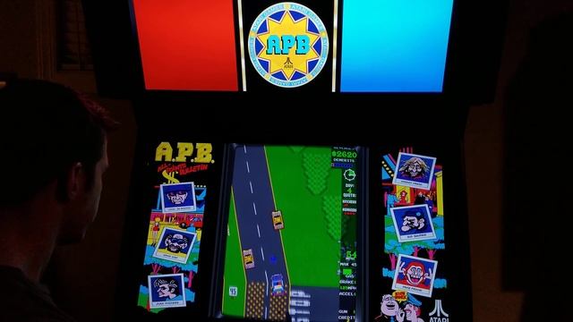 APB - All Points Bulletin Arcade Cabinet MAME Gameplay w/ Hypermarquee смотреть онлайн
