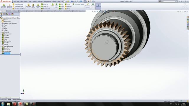 Gear teeth cutting at SolidWorks смотреть онлайн