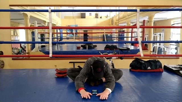 Упражнение Бабочка и боксерские лапы смотреть онлайн