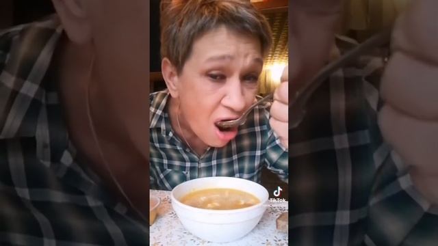 Горох разлетелся #мемы смотреть онлайн