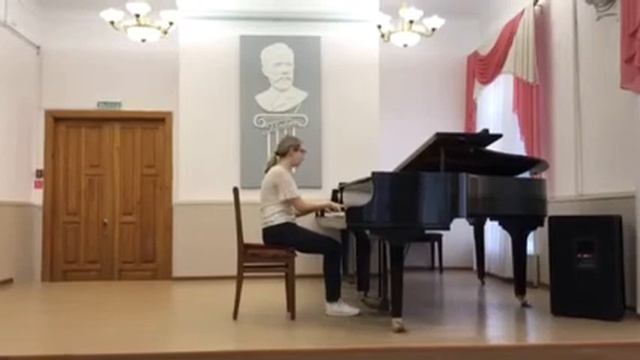 П.Чайковский Старинная французская песенка, А.Жилинский Этюд смотреть онлайн