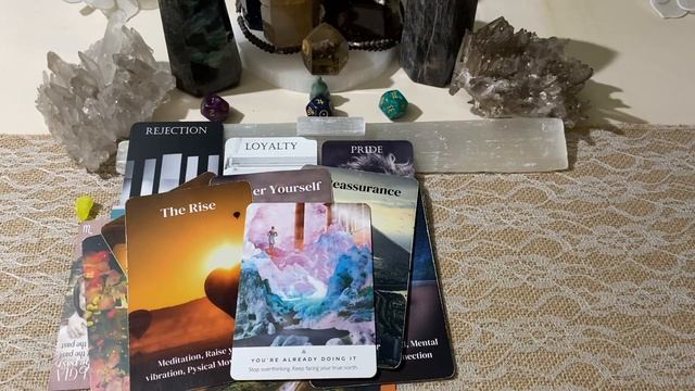 ??Pick me up message - Pick a card ?? смотреть онлайн