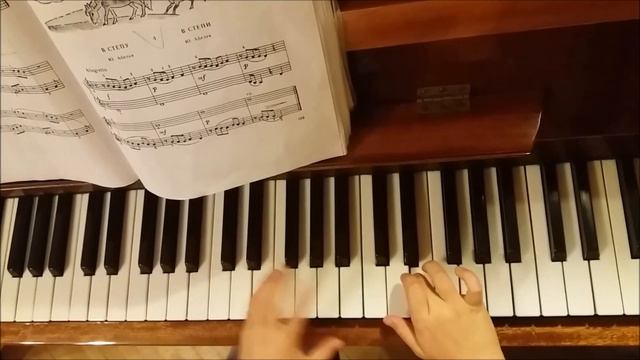 "Ой ти, дівчино зарученая" (Украинская народная песня)/Маленькому пианисту смотреть онлайн