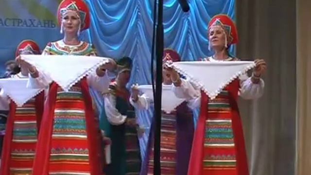 Народный хор русской песни "Светлица" в г. Астрахань смотреть онлайн