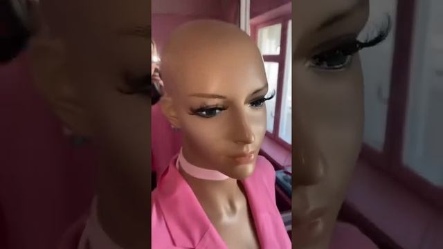 ЧТО У НЕЕ ПОД ЮБКОЙ смотреть онлайн