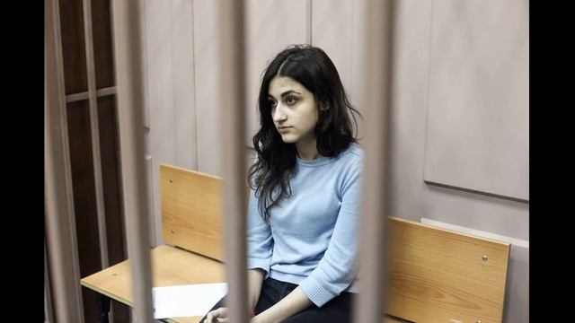 Суд разрешил сёстрам Хачатурян гулять на свободе с 7 утра и до 9 вечера смотреть онлайн