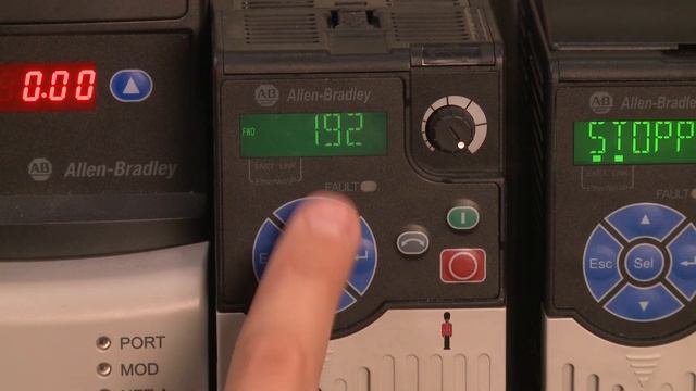 How to Set the IP Address on a PowerFlex 525 Drive Using the HIM смотреть онлайн