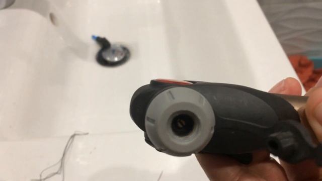 Как промыть форсунки омывателя KIA Rio 3, хендай солярис