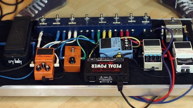 Guitar effects boards and loopers explained смотреть онлайн