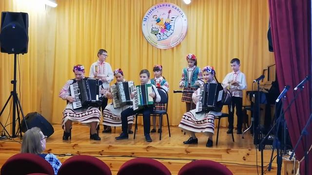 Ансамбль "Задоринка" С.Гордейчик "Кадриль" смотреть онлайн