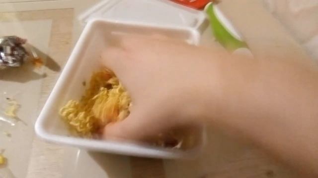 Обзор на Доширак со вкусом говядины. смотреть онлайн