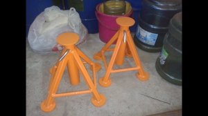 Самодельные подставки под автомобиль.