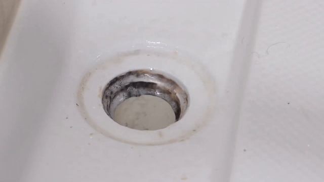 DIY Unclogging: How to Clear a Clogged Shower Drain in 5 Easy Steps смотреть онлайн
