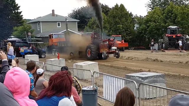 Expo agricole Rimouski 2017 tir tracteur el Diablo 2 смотреть онлайн