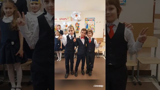 Флешмоб Спасибо Учитель! Посёлок Львовский ,лицей 1 смотреть онлайн