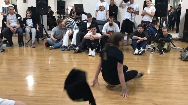 1/8. Мирон & Косичка, “Дети Фанка -3”, BEGINNERS до 15, Краснодар#bgirlkosichka смотреть онлайн