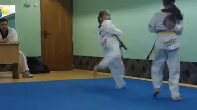 Тхэквондо я сдаю на зеленый пояс аттестация смотреть онлайн