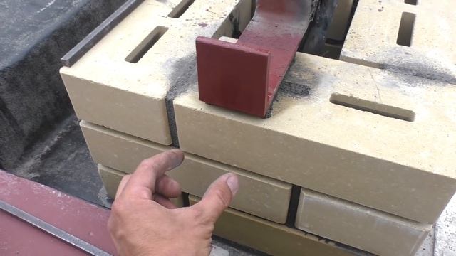 Забор. Колонны. Начало кладочных работ. ч.7.1 смотреть онлайн