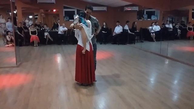 Прекрасная самба. Julia Gorin & Jonatan Baez. Пятигорск. Dance Cafe. смотреть онлайн