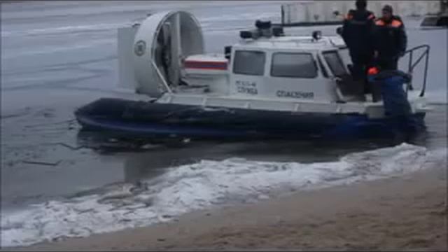 При падении с моста "Саратов-Энгельс" женщина разбилась насмерть смотреть онлайн