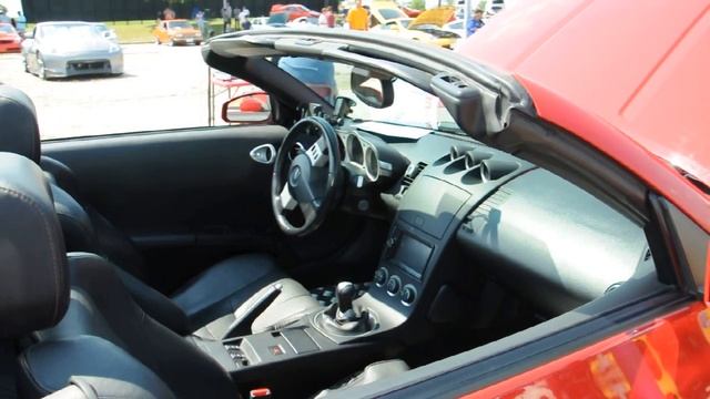 Nissan 350Z Z33 – Red