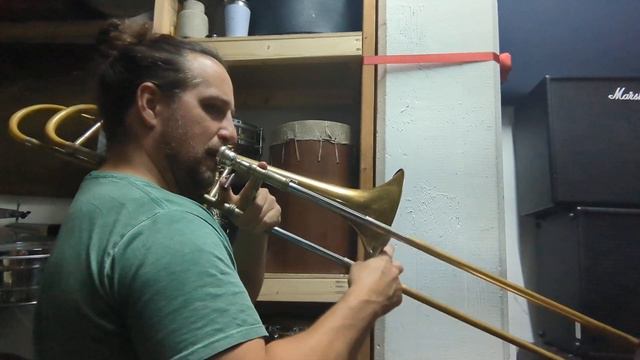 Fun with 5 octave Harmonic Glissandos! смотреть онлайн