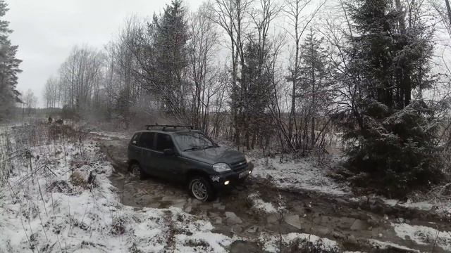 Хард или лайт для Дастер? Дастеры рубятся в болоте и ШНИва тоже смотреть онлайн