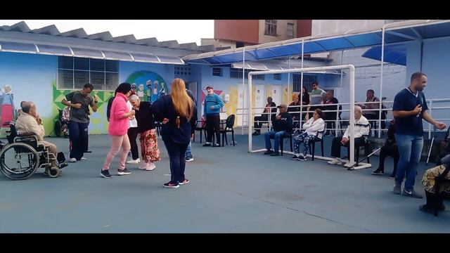 Educador Físico Carlos / BORA LÁ DANÇAR FORRO POIS A DANÇA FAZ MUITO BEM PARA A SAÚDE. смотреть онлайн