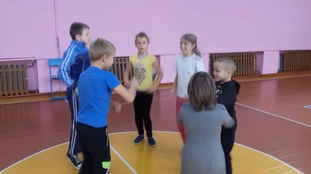 "ВСЁ НАЧИНАЕТСЯ С ДЕТЕЙ" социальная реклама смотреть онлайн