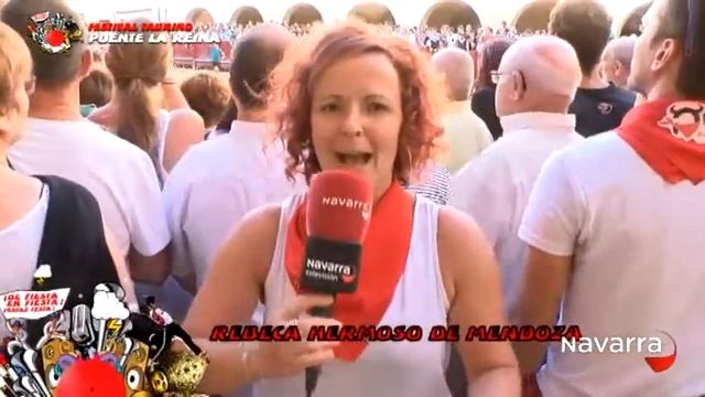 Almuerzos y Vacas en Fiestas de Puente La Reina- Gares смотреть онлайн
