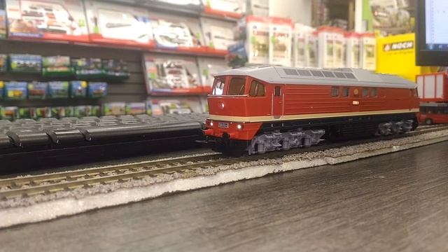 Roco 52497 Br233 обзор и сравнение с людмилой от Piko смотреть онлайн